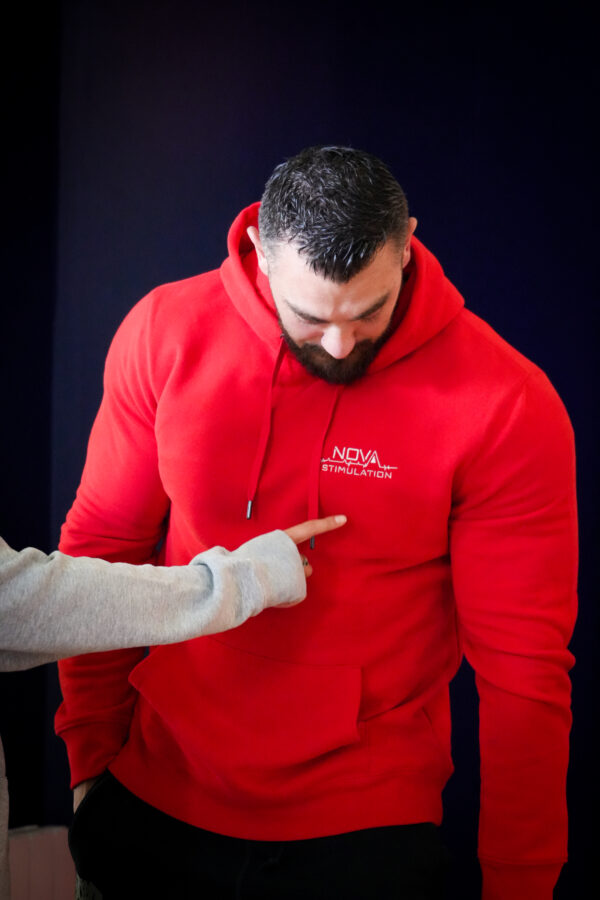 SWEAT À CAPUCHE NOVA STIMULATION – UNISEXE Portez votre motivation, en couleur. La tête haute. – Image 26
